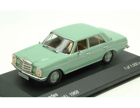 White Box WB192 MERCEDES 200/8 (W115) 1968 LIGHT GREEN 1:43 Modellino
