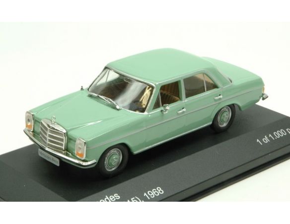 White Box WB192 MERCEDES 200/8 (W115) 1968 LIGHT GREEN 1:43 Modellino