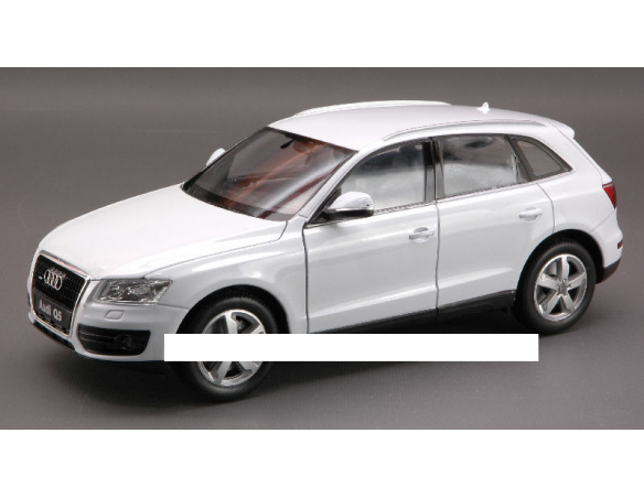 Welly WE2502W AUDI Q 5 2008 WHITE 1:24 Modellino