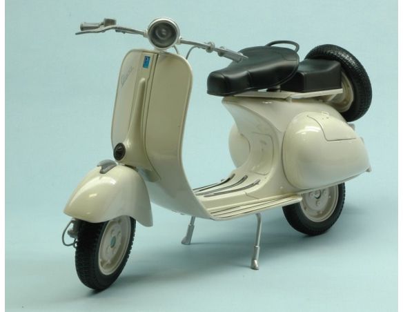 New Ray 49273 PIAGGIO VESPA 150 VL1T 1/6 Modellino