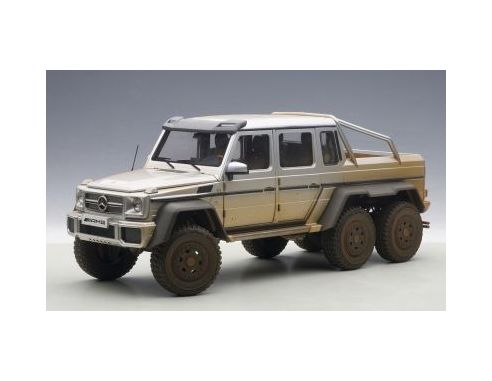 Auto Art / Gateway AA76305 MERCEDES G63 AMG 6x6 2013 SILVER VERSIONE SPORCA CON FANGO 1:18 Modellino
