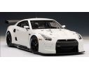 Auto Art / Gateway AA81076 NISSAN GT-R GT1 FIA GT 2010 WHITE 1:18 Modellino