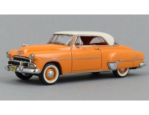 Neo Scale Models NEO44052 CHEVROLET DE LUXE STYLELINE HARDTOP COUPE' 1952 WHITE/ORANGE 1:43 Modellino