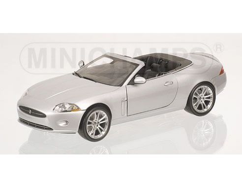 Minichamps 150130530 JAGUAR XK CABRIO 2006 SILVER 1:18 Scatola Rovinata Modellino