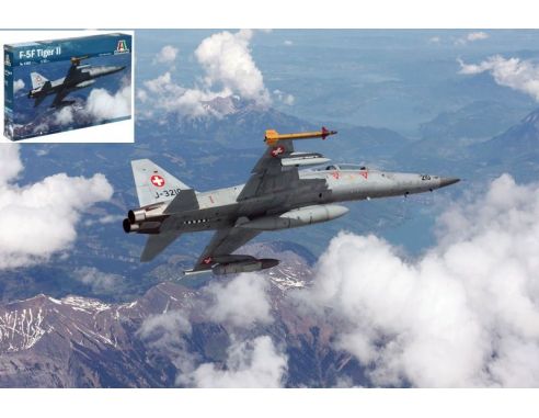 Italeri IT1382 F - 5 F TIGER II KIT 1:72 Modellino