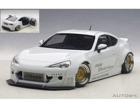 Auto Art / Gateway AA78756 ROCKET BUNNY TOYOTA 86 WHITE WITH GOLDEN WHEELS 1:18 Modellino