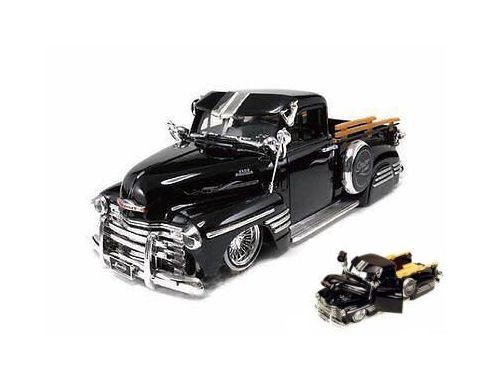 Jada JADA96802BK CHEVY PICK UP 1951 KMC WHEELS BLACK 1:24 Modellino
