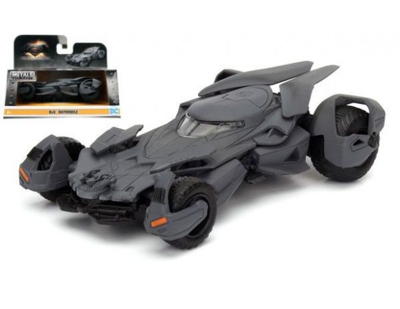 Jada JADA98245 BATMOBILE 2016 BATMAN VS SUPERMAN 1:32 Modellino