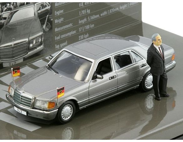 Minichamps 436039300 MERCEDES BENZ 500 SEL (W126), Helmut Kohl 1/43 Modellino