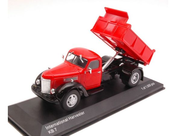 White Box WB223 INTERNATIONAL HARVESTER KB 7 1947-49 RED 1:43 Modellino