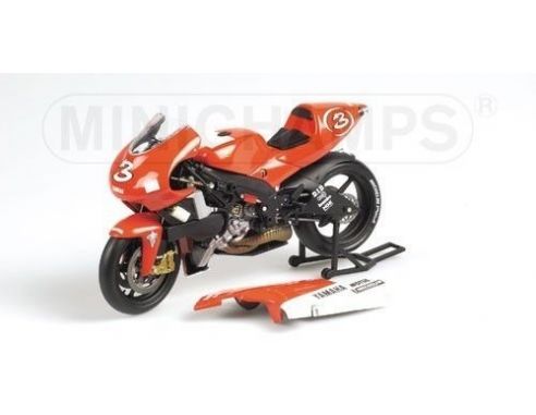 MINICHAMPS 123016303 YAMAHA YZR 500 MAX BIAGGI 500 cc GP 2001 Modellino