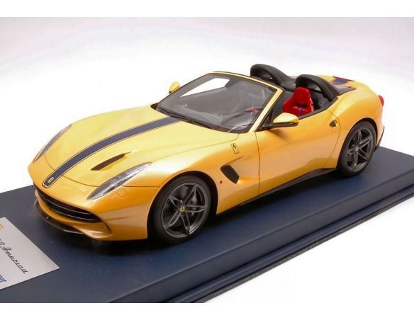 Looksmart LS18010B FERRARI F60 AMERICA 2015 GIALLO TRISTRATO 1:18 Modellino