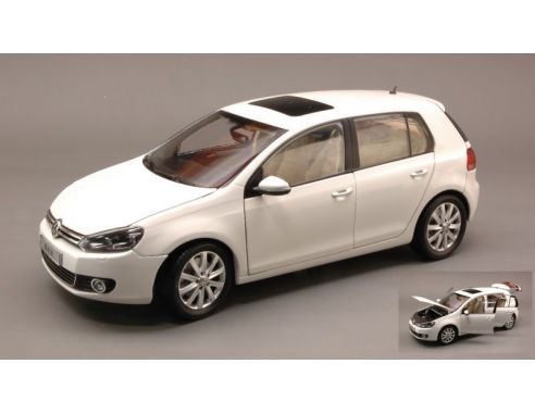 Paudi Model PD2282W VW GOLF A6 2012 WHITE 1:18 Modellino
