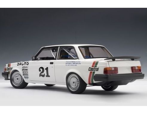 Auto Art / Gateway AA88592 VOLVO 240 N.21 WINNER DTM 1985 1:18 Modellino