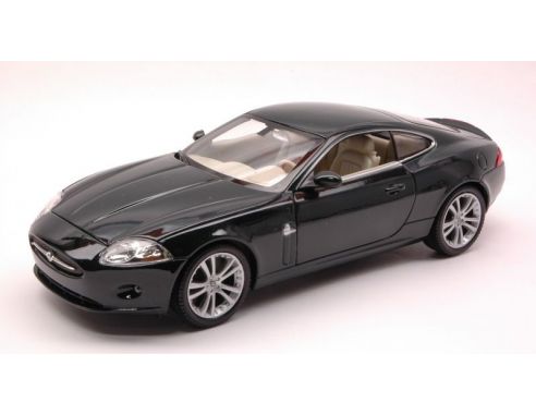 Welly WE1072 JAGUAR XK COUPE' 2005 GREEN 1:24 Modellino