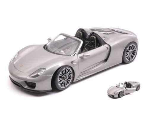 Welly WE18051CS PORSCHE 918 SPYDER SILVER 1:18 Modellino