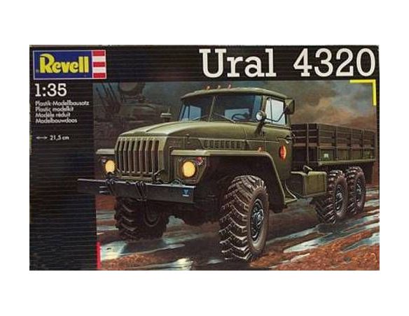 Revell 03050 URAL 4320 1:35 Kit Modellino