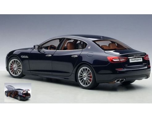 Auto Art / Gateway AA75807 MASERATI QUATTROPORTE GTS 2014 BLU 1:18 Modellino