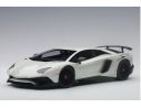 Auto Art / Gateway AA74555 LAMBORGHINI AVENTADOR LP750-4 SV 2015 WITHOUT SV LOGO MET.WHITE 1:18 Modellino