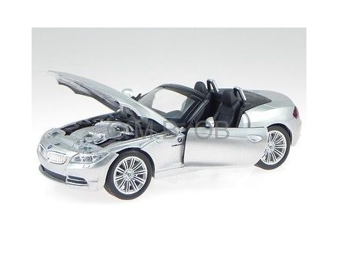 New Ray 71153 BMW Z4 SILVER Scatola rovinata 1:24 Modellino