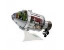 REVELL 04829 APOLLO SPACECRAFT & INTERIOR 1:32 Scatola rovinata KIT Modellino