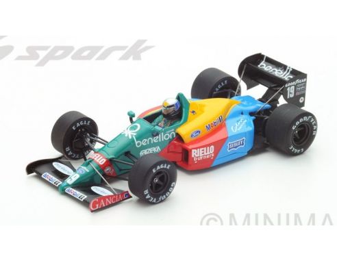 Spark Model S5201 BENETTON B188 A.NANNINI 1988 N.19 3rd BRITISH GP 1:43 Modellino