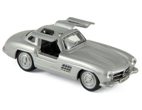 Norev NV310702 MERCEDES 300 SL 1955 SILVER 1:64 Modellino