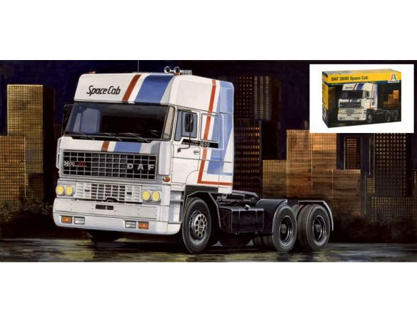 Italeri IT0777 DAF 3600 SPACE CAB  KIT 1:24 Modellino