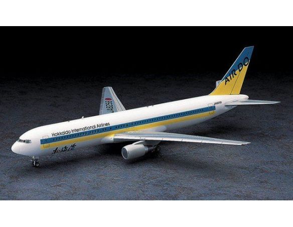 HASEGAWA 10712 BOEING 767-300 HOKKAIDO INTERNATION AIRLINES 1:200 KIT Modellino