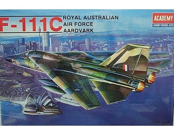 ACADEMY 1674 F-111C ROYAL AUSTRALIAN AIR FORCE 1:48 Kit Modellino