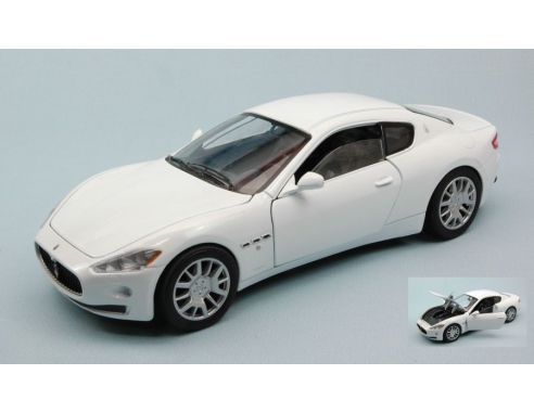 Motormax MTM73361W MASERATI GRAN TURISMO 2007 PEARL WHITE 1:24 Modellino