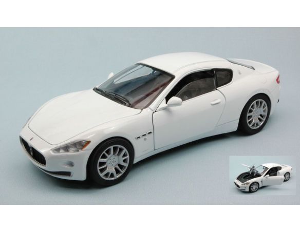 Motormax MTM73361W MASERATI GRAN TURISMO 2007 PEARL WHITE 1:24 Modellino