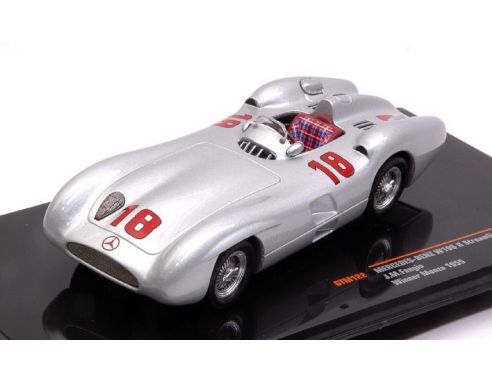 Ixo model GTM122 MERCEDES W196 R STREAMLINER N.18 WINNER MONZA 1955 J.M.FANGIO 1:43 Modellino