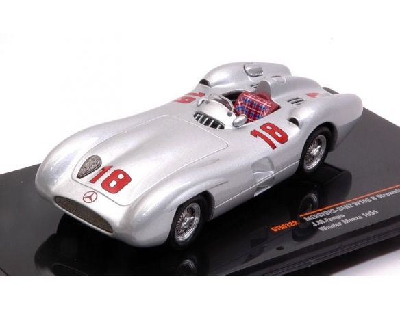 Ixo model GTM122 MERCEDES W196 R STREAMLINER N.18 WINNER MONZA 1955 J.M.FANGIO 1:43 Modellino
