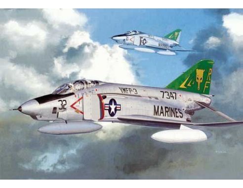 HASEGAWA 07231 RF-4B PHANTOM II 1:48 KIT Modellino