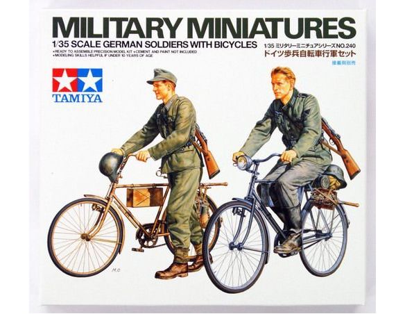 TAMIYA 32540 GERMAN SOLDIERS WITH BICYCLES 1:35 KIT  Modellino