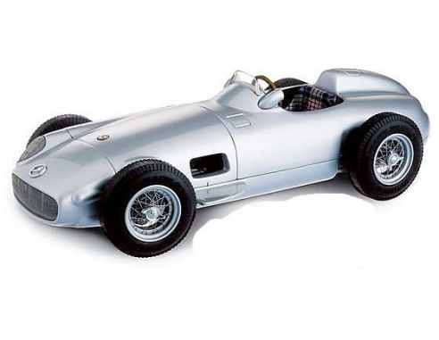 CMC M006 MERCEDES BENZ W196 MONOPOSTO 1954-55 1:18 Modellino