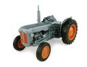 Universal Hobbies UH5315 FORDSON DEXTA (ALEXANDRA PALACE) LAUNCH EDITION 1957 1:16 Modellino