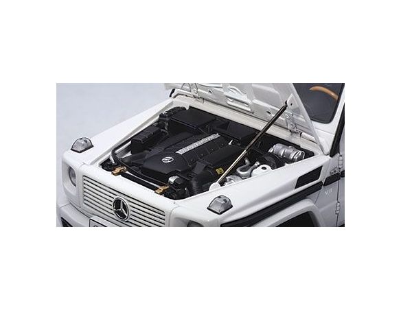 Auto Art 76103 MERCEDES BENZ G WAGON LWB WHITE 1:18 Modellino
