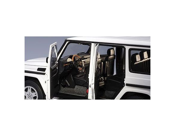 Auto Art 76103 MERCEDES BENZ G WAGON LWB WHITE 1:18 Modellino