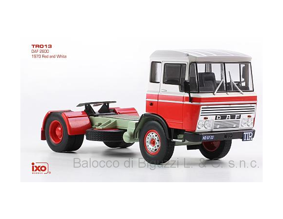 Ixo model TR013 DAF 2600 1970 RED/WHITE 1:43 Modellino