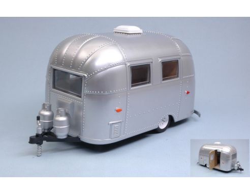 Greenlight GREEN18228 ROULOTTE BAMBI AIRSTREAM POLISHED SILVER 1:24 Modellino