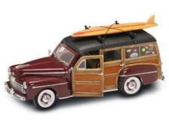 LUCKY DIE CAST LDC20028BG FORD WOODY 1948 BURGUNDY C/WINDSURF 1:18 Modellino