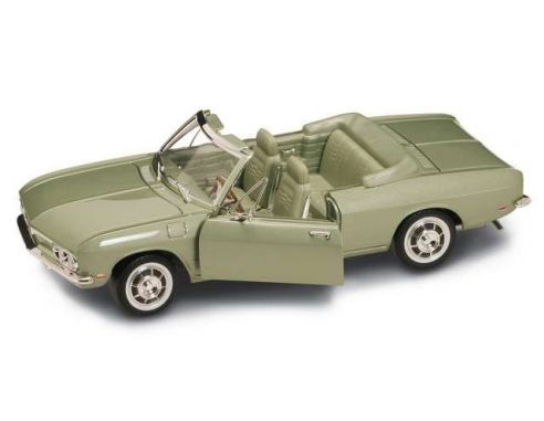 LUCKY DIE CAST LDC92498GN CHEVROLET CORVAIR MONZA CABRIO 1969 METALLIC GREEN 1:18 Modellino