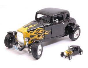 Motormax MTM73171BKY FORD HOT ROD WINDOW COUPE' 1932 BLACK/YELLOW FLAME 1:18 Modellino