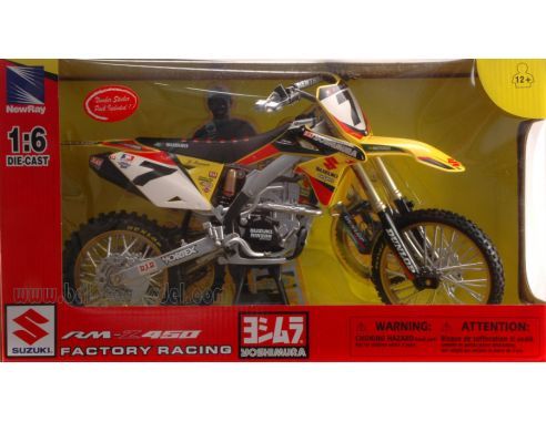 New Ray NY49483 SUZUKI RM-Z 450 J.STEWART 2012 1:6 Modellino