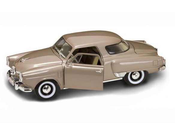 LUCKY DIE CAST LDC92478GT STUDEBAKER CHAMPION 1950 GOLD TERRESTRIAL 1:18 Modellino