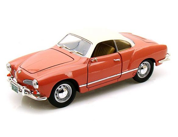 Hot Wheels LDC92198R VW KARMANN GHIA 1966 INCARNATO PRUGNA 1:18 Modellino