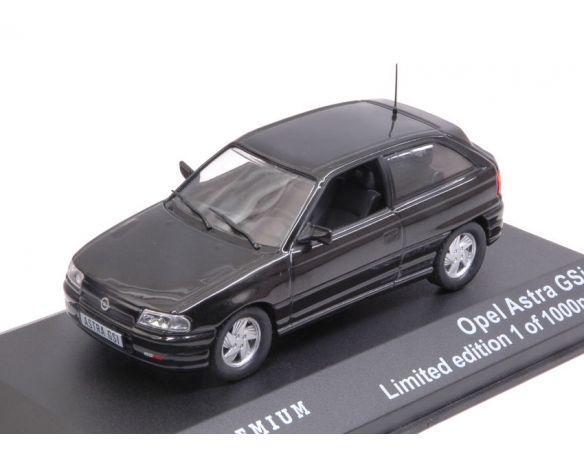 Triple 9 T9P-10019 OPEL ASTRA GSi 1992 BLACK 1:43 Modellino