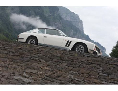 Matrix MX41002-092 JENSEN INTERCEPTOR SERIES II FF 1970 GREY/WHITE 1:43 Modellino